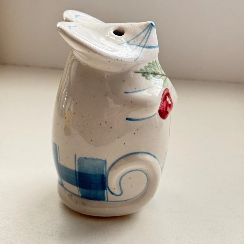 Vintage happy blue